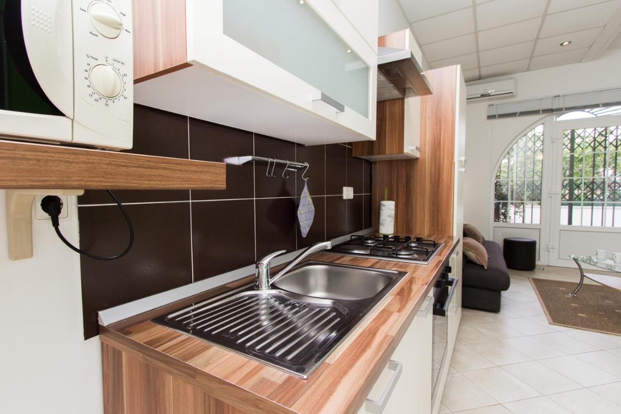 Apartments Lupus ヴォディツェ エクステリア 写真