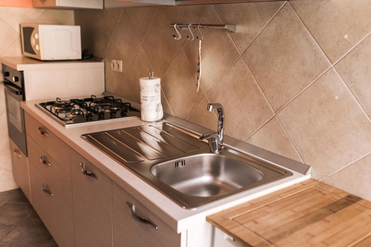 Apartments Lupus ヴォディツェ エクステリア 写真