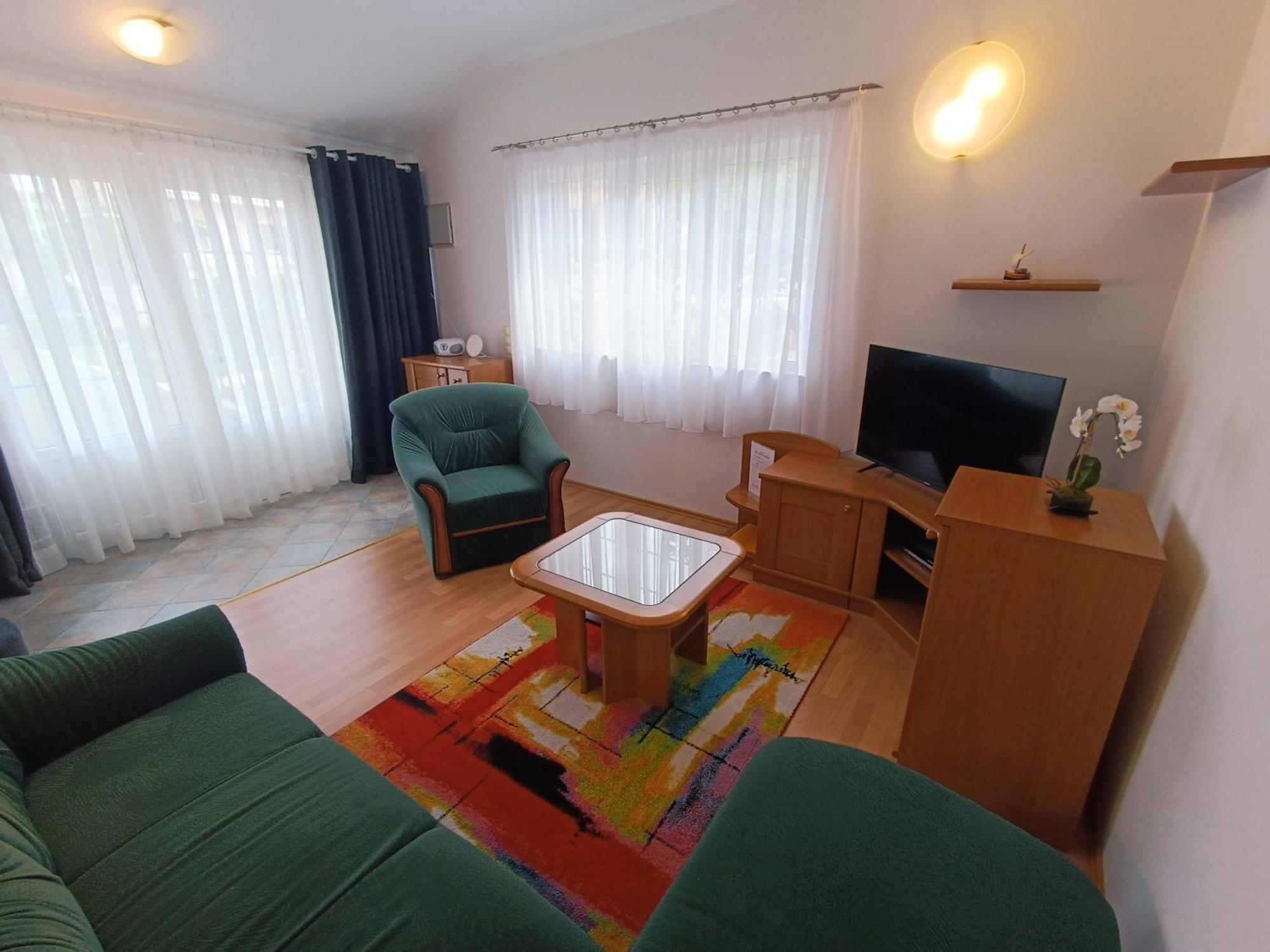 Apartments Lupus ヴォディツェ エクステリア 写真